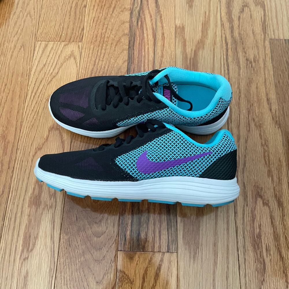 Nike Women's Black Teal Purple Running Sneakers